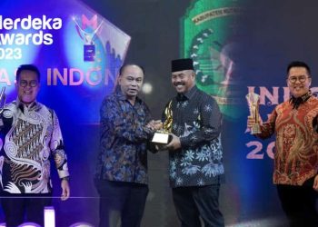 Bupati dan Wakil Bupati Kukar, Edi Damansyah dan Rendi Solinin terrina 3 penghargaan bergengsi nasional/Diskominfo Kukar