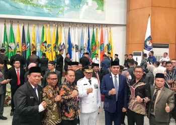 Demikian disampaikan Asisten 1 Bidang Pemerintahan dan Kesejaktraan Rakyat Setkab Mahulu, Agustinus Teguh Santoso mewakili Bupati Bonifasius Belawan Geh ketika menghadiri pelantikan Akmal di Jakarta, Senin, 2 Oktober 2023. dok prokopimmahulu