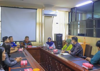 Sekretariat DPRD Kaltim Menerima Kunjungan Konsultasi Sekretariat DPRD Kubar, Jumat (17/11/23) (dok DPRD Kaltim)