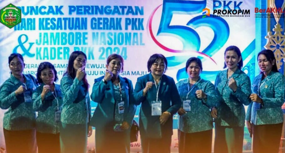 Yovita Bulan Bonifasius, Ketua TP PKK Mahulu beserta jajaran.